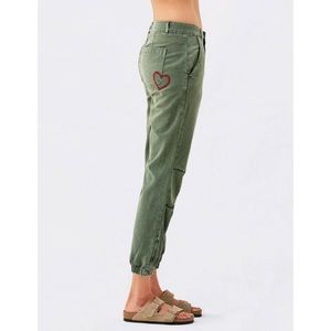Sundry Size 28 Heart Patch Ankle Zip Jogger Twill Pant in Olive